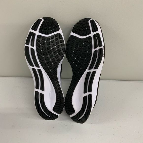 Nike Men’s Pegasus 37 Black/White 7.5 - Picture 3 of 4